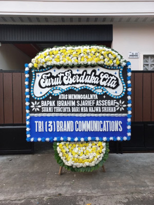 Papan Bunga Duka di Jurangmangu Timur